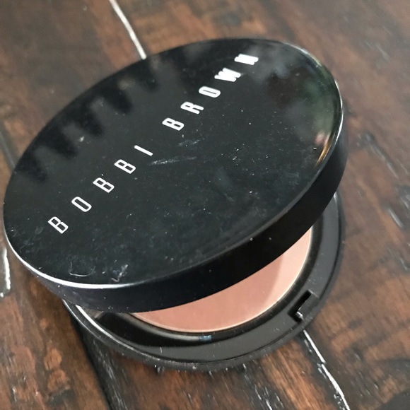 Bobbi Brown Other - BOBBI BROWN bronzer